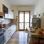 Garden An Seaview By Interhome Apartamento