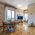 Garden An Seaview By Interhome