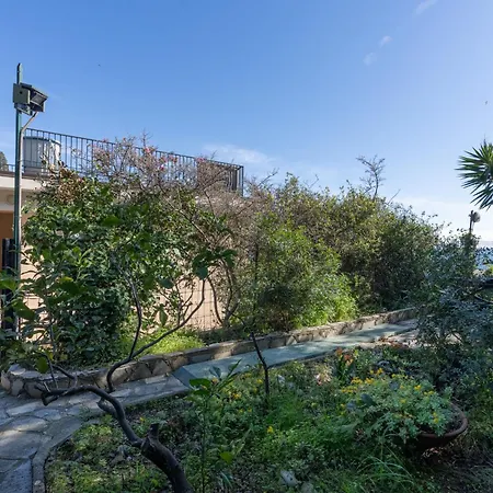 Garden An Seaview By Interhome Apartamento Laigueglia