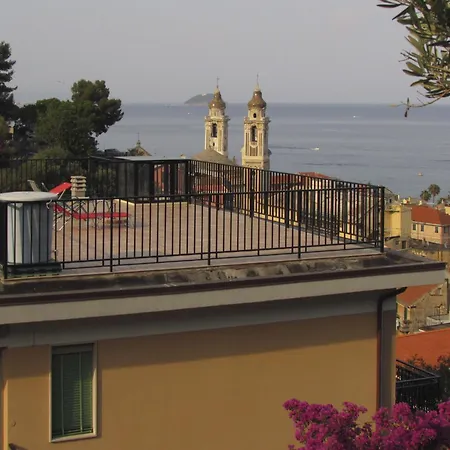 Garden An Seaview By Interhome
