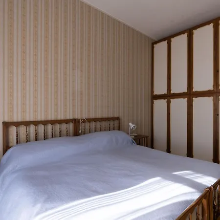 Garden An Seaview By Interhome