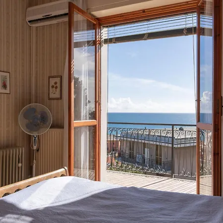 Garden An Seaview By Interhome Appartamento *