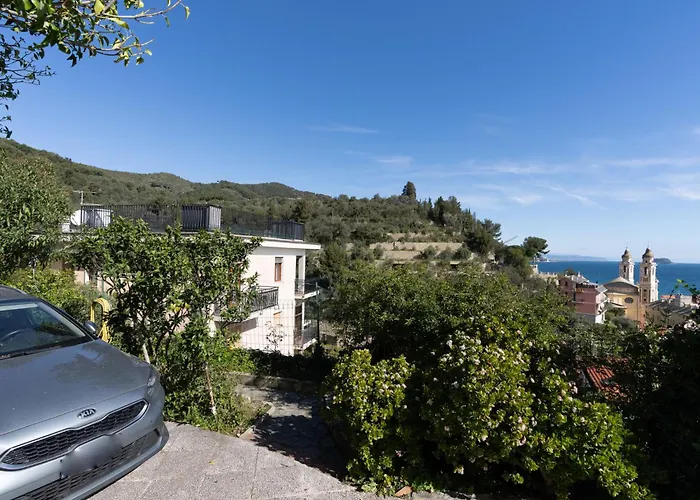 Garden An Seaview By Interhome Laigueglia